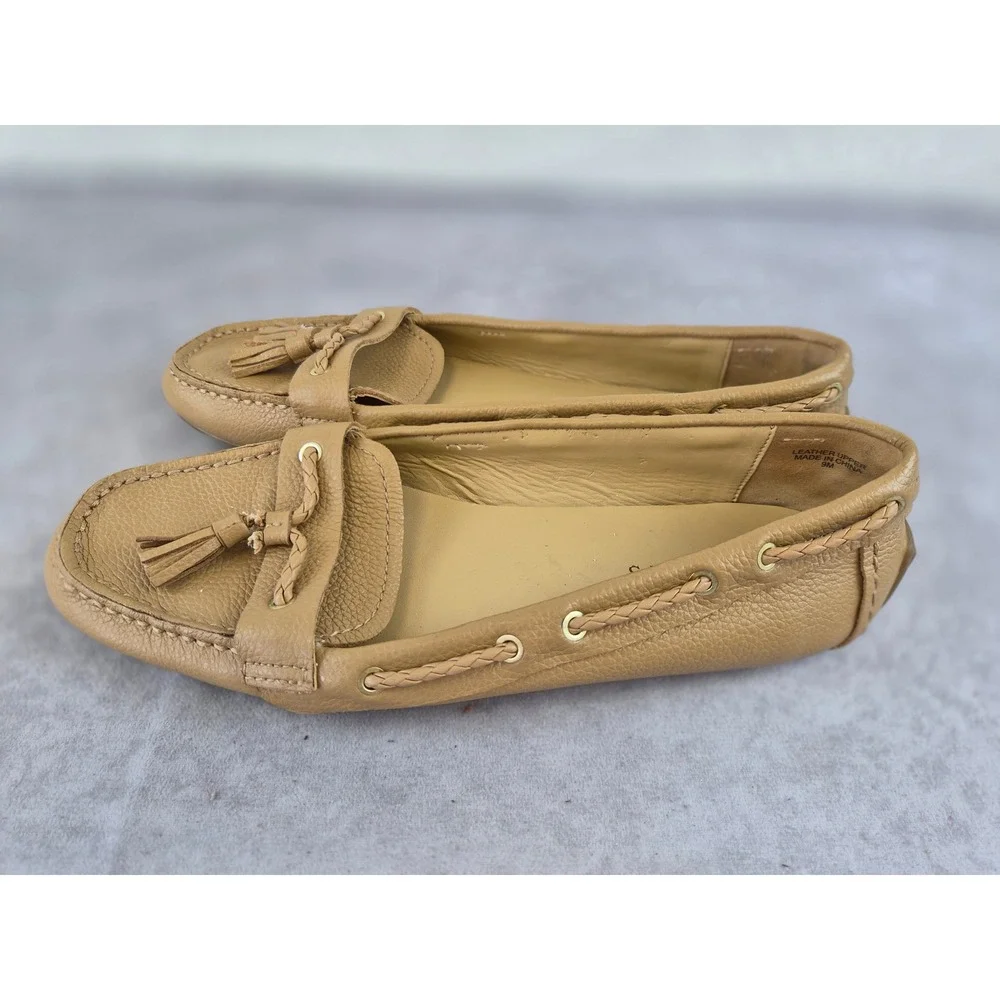 Talbots Womens Tan Pebbled Leather Tassel Driving Loafers Moc Toe Flats Size 9M